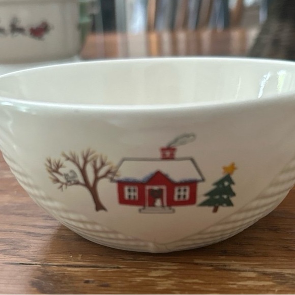 Pfaltzgraff Snow Village basketweave accent bowl - Picture 3 of 5